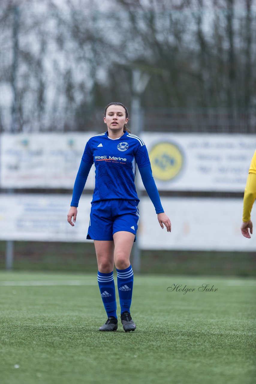 Bild 352 - F SSC Hagen Ahrensburg - SV Frisia Risum-Lindholm : Ergebnis: 1:2